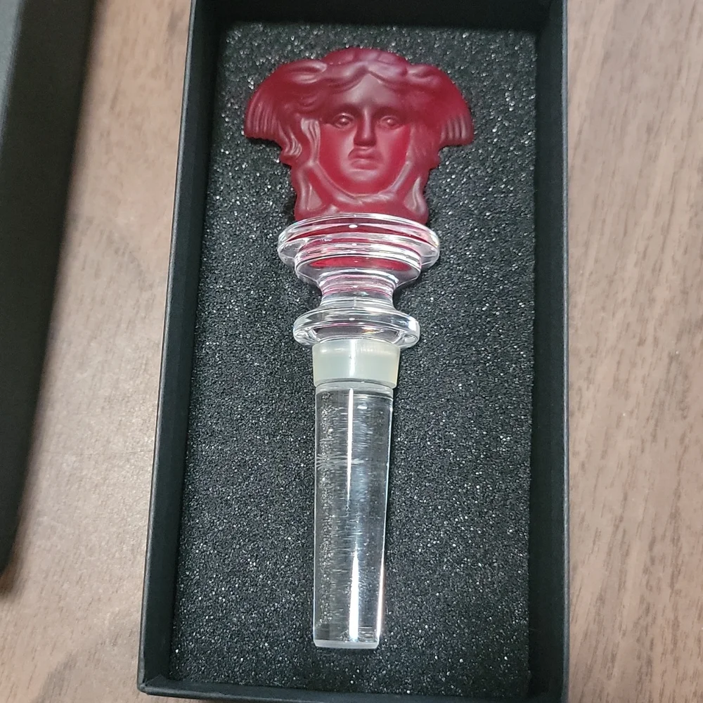 Versace bottle stopper - Picture 2 of 3